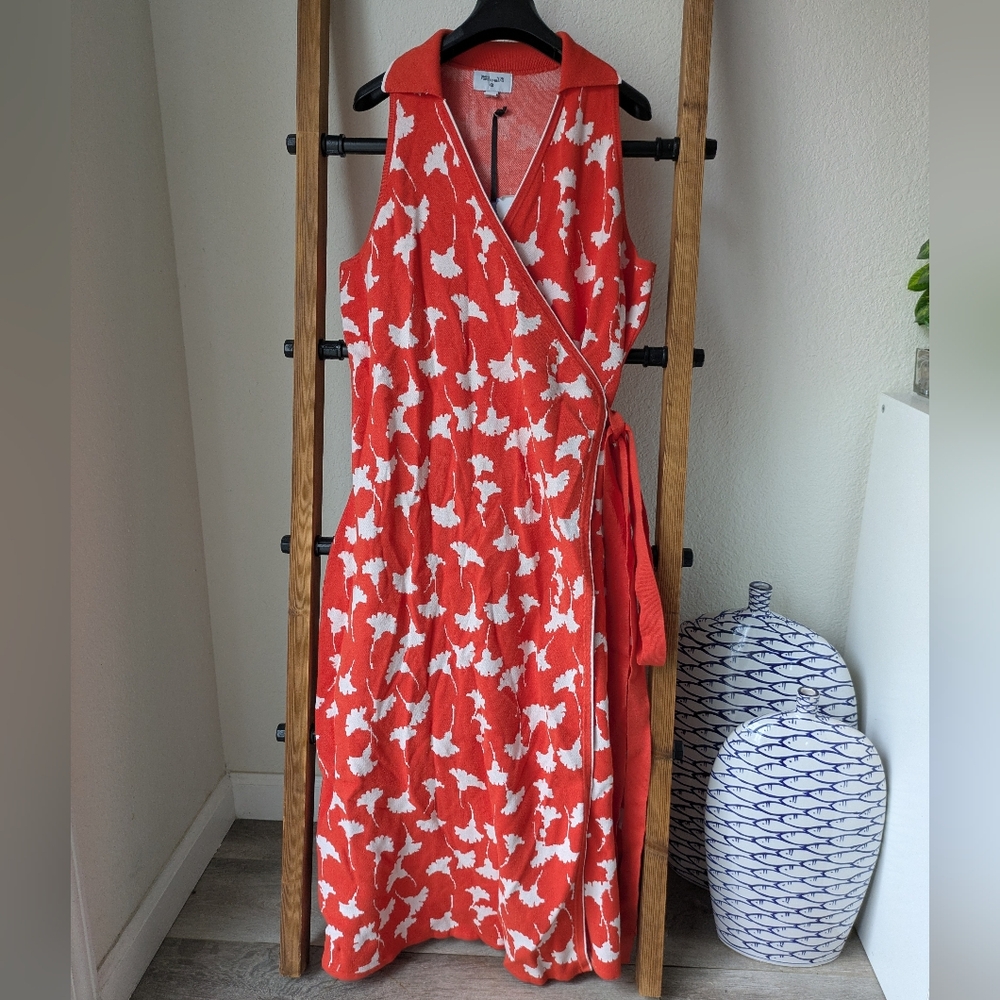 NWT Diane Von Furstenberg Women's Orange and White Floral Knit Wrap Dress - Picture 3 of 9